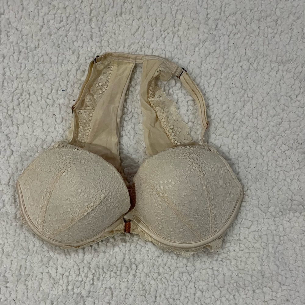 Very cute lace bra 32dd